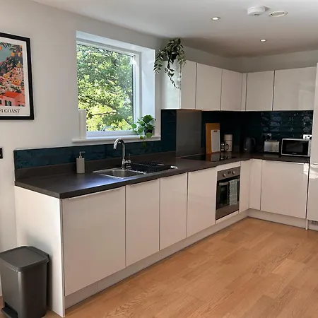 Cloud Serviced Properties - Lovely One Bed With Sofa Bed - Bracknell Exterior photo