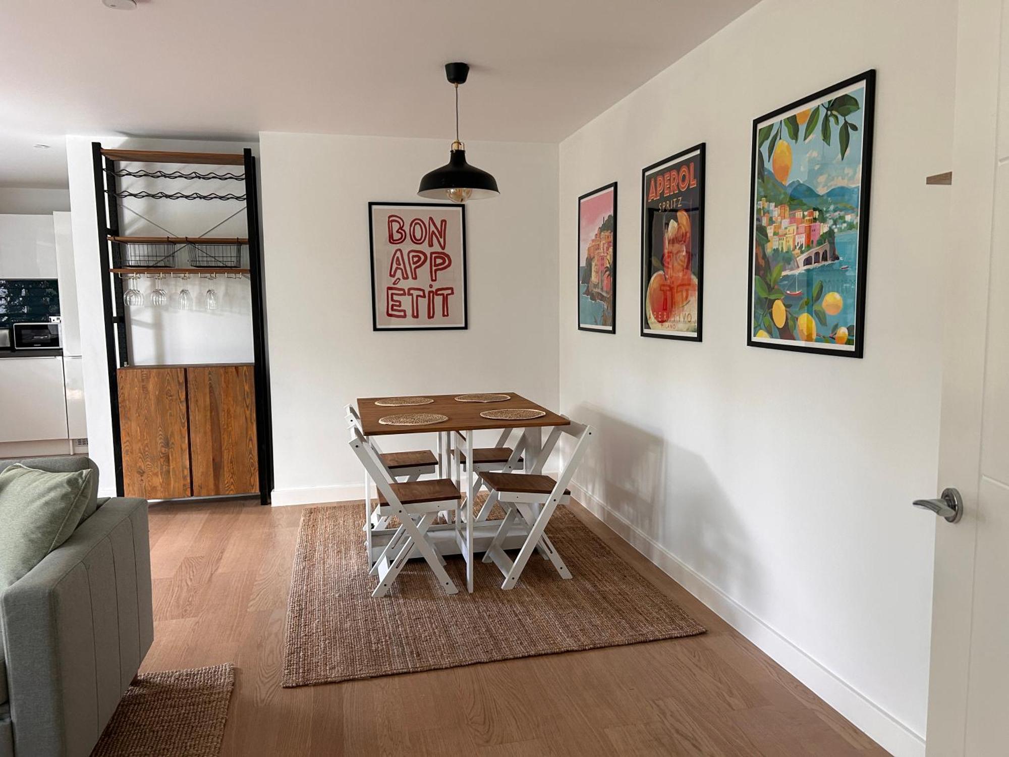 Cloud Serviced - Lovely One Bed With Sofa Bed -